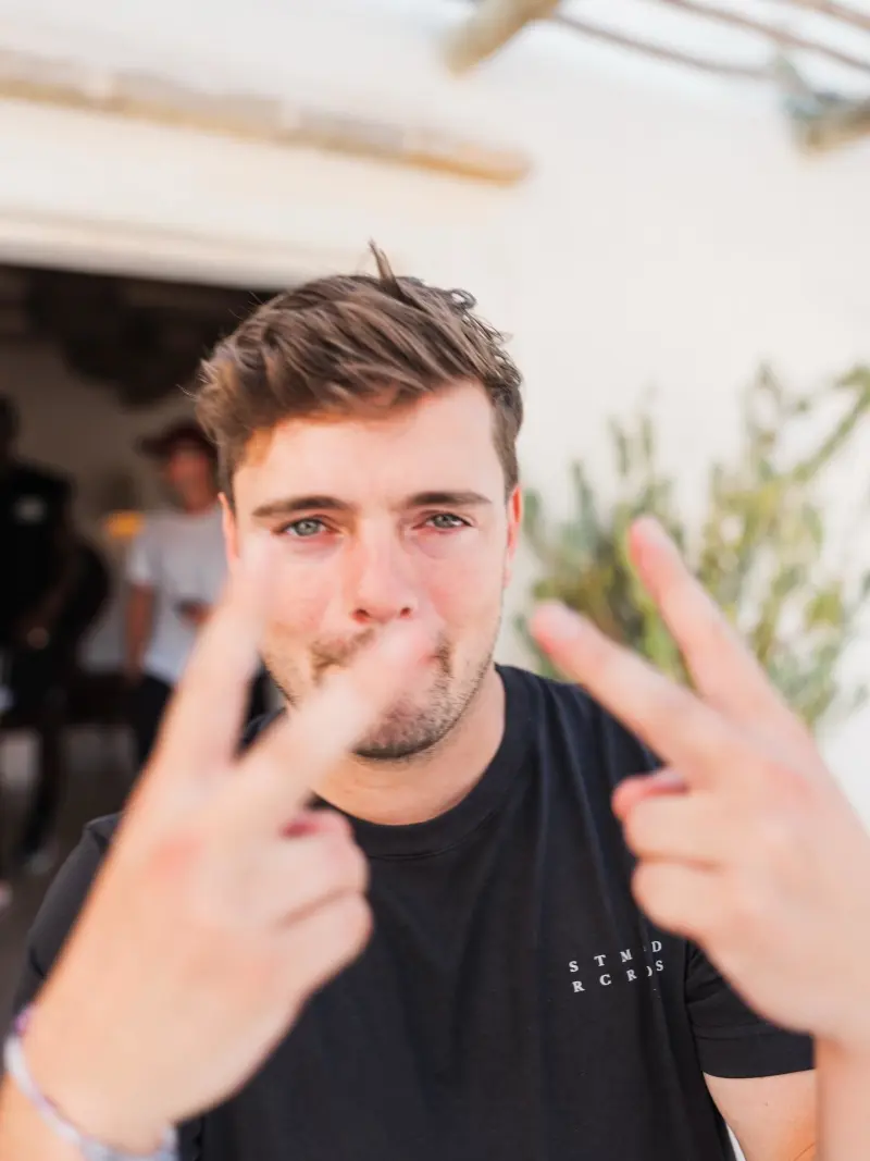 好不惬意!巴特勒ins晒休赛期休闲照与训练照与球迷分享