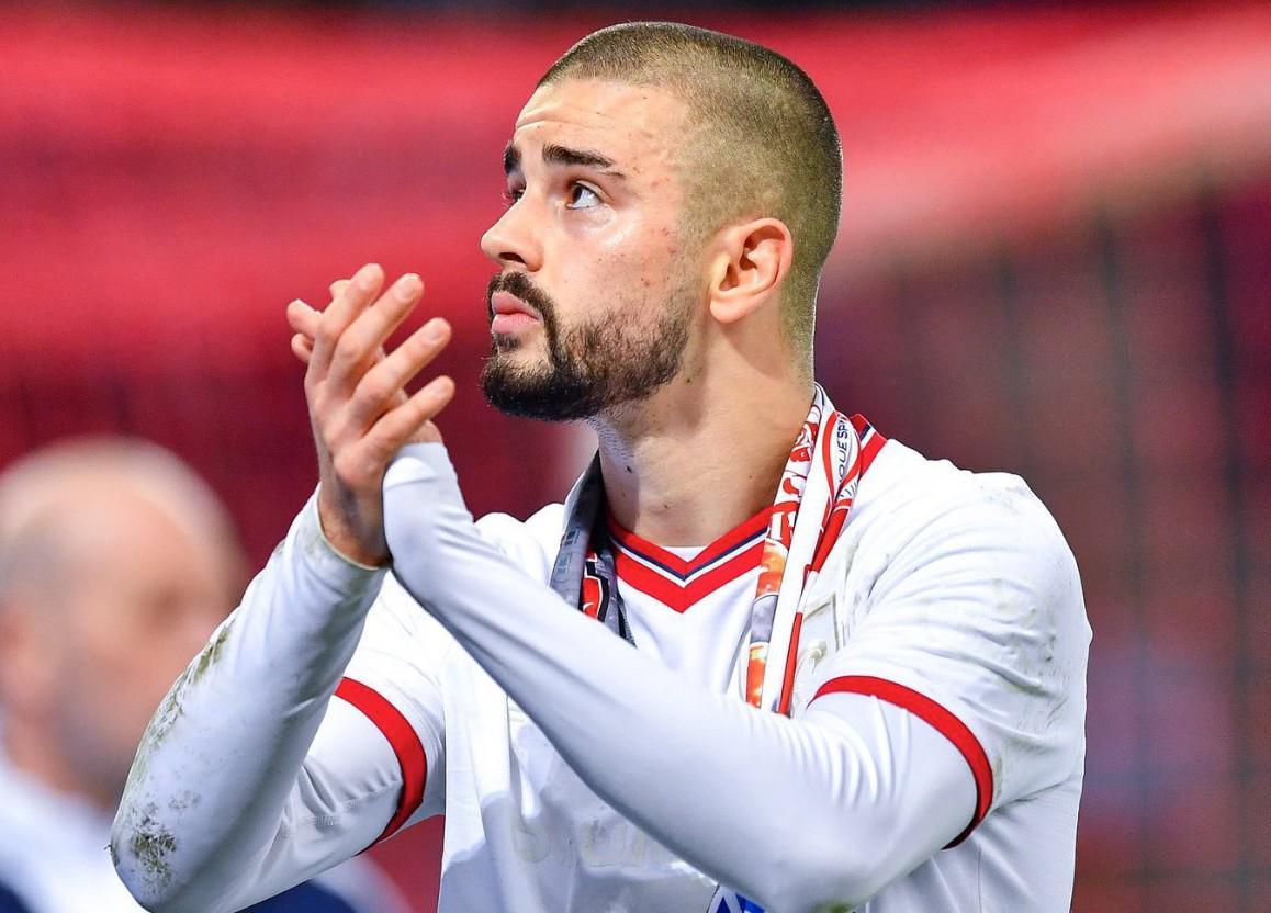 足球比赛直播免费在线观看-迪马：冈萨雷斯接近马竞，尤文也已经与热格罗瓦谈妥3年合同