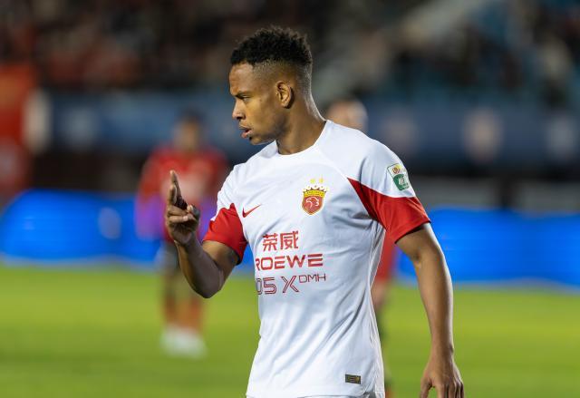 1727783415452099243.jpg 足球比赛直播免费在线观看-【亚冠精英赛】尤萨染红半场崩盘 海港客场0比3浦项