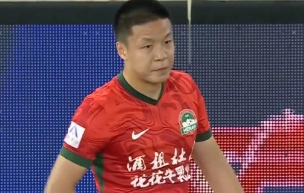 免费足球直播在线观看-博主：原河南队后卫牛梓屹将加盟石家庄功夫