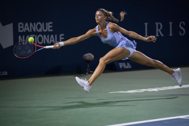 足球比赛直播免费在线观看-张奔斗：吉娃娃都快30岁了，迟来的突破愈显甜蜜