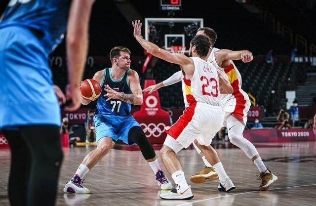 足球比赛在线直播观看免费-【早报】中国速度！亚洲之光！苏炳添的9秒83神迹！